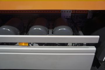 eECONIC系列&nbsp;电动垃圾车底盘图片