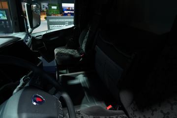 ˹������ ��Rϵ�� 460���� 4X2 Rǣ����(�ͺ�R 460 4x2)ͼƬ