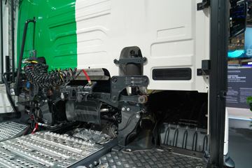 ˹������ ��Rϵ�� 460���� 4X2 Rǣ����(�ͺ�R 460 4x2)ͼƬ