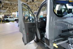 福特 全顺 165马力 4X2自卸车