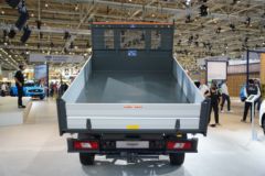 福特 全顺 165马力 4X2自卸车