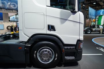 ˹������ 40Rϵ���ؿ� 6X2���綯�ػ���624kWhͼƬ