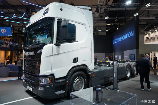 ˹������ 40Rϵ���ؿ� 6X2���綯�ػ���624kWh