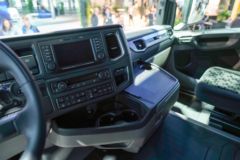 斯堪尼亚 40R系列重卡 6X2纯电动载货车624kWh