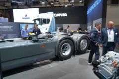 斯堪尼亚 40R系列重卡 6X2纯电动载货车624kWh