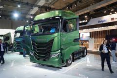 依维柯 S-WAY BIO-CNG 4X2 500马力 AMT自动挡牵引车