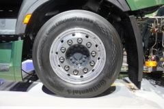 依维柯 S-WAY BIO-CNG 4X2 500马力 AMT自动挡牵引车