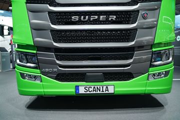 ˹������ ��Rϵ�� 460���� 4X2 AMT�Զ���ǣ����ͼƬ