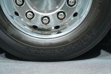 ˹������ ��Rϵ�� 460���� 4X2 AMT�Զ���ǣ����ͼƬ