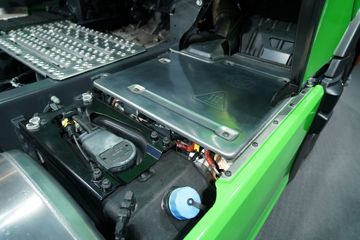 ˹������ ��Rϵ�� 460���� 4X2 AMT�Զ���ǣ����ͼƬ