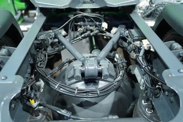 ˹������ ��Rϵ�� 460���� 4X2 AMT�Զ���ǣ����ͼƬ