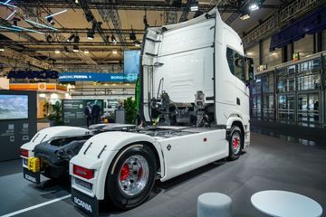 ˹������ Sϵ�� 660���� 4X2 AMT�Զ���ǣ����ͼƬ