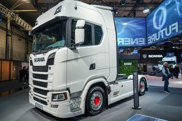 ˹������ Sϵ�� 660���� 4X2 AMT�Զ���ǣ����ͼƬ