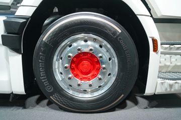 ˹������ Sϵ�� 660���� 4X2 AMT�Զ���ǣ����ͼƬ