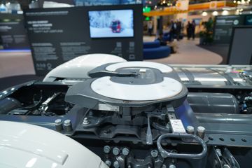 ˹������ Sϵ�� 660���� 4X2 AMT�Զ���ǣ����ͼƬ