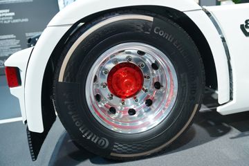 ˹������ Sϵ�� 660���� 4X2 AMT�Զ���ǣ����ͼƬ