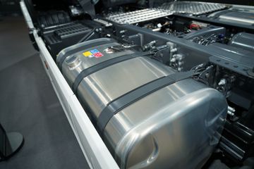 ˹������ Sϵ�� 660���� 4X2 AMT�Զ���ǣ����ͼƬ