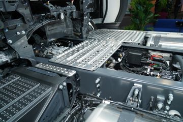 ˹������ Sϵ�� 660���� 4X2 AMT�Զ���ǣ����ͼƬ