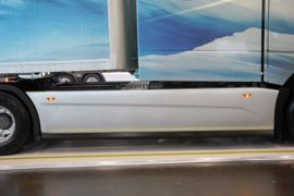 重汽黄河X7&nbsp;电动牵引车底盘图片