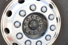 青岛解放 鹰途 头等舱 580马力 6X4 LNG自动档牵引车(CA4257P35K18T1NE6A80)