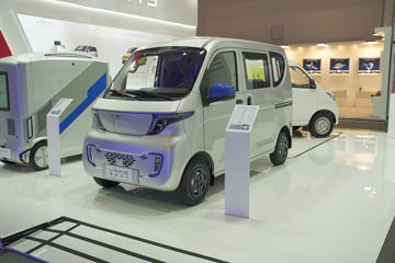 菱势G050L&nbsp;电动封闭厢货外观图片