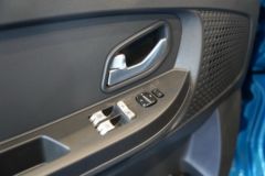 飞碟Enter 海外版 2.7T 2座 4.46米纯电动厢式运输车41.86kWh