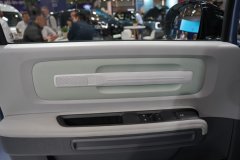 大通 eDeliver5 纯电动面包车64kWh