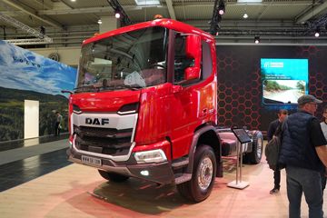 达夫XDC&nbsp;载货车外观                                                图片