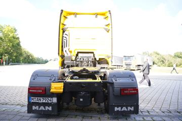 �� TGX 640���� 4X2ǣ����(TGX 18.640)ͼƬ