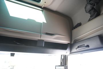 �� TGX 640���� 4X2ǣ����(TGX 18.640)ͼƬ