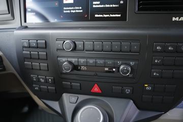 �� TGX 640���� 4X2ǣ����(TGX 18.640)ͼƬ