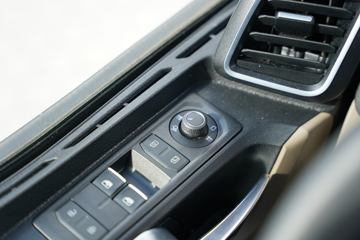 �� TGX 640���� 4X2ǣ����(TGX 18.640)ͼƬ