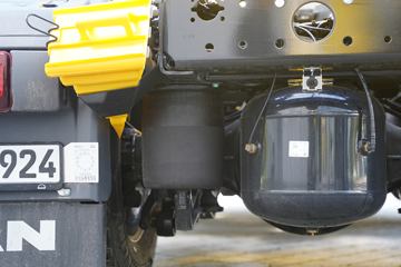 �� TGX 640���� 4X2ǣ����(TGX 18.640)ͼƬ