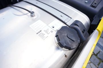 �� TGX 640���� 4X2ǣ����(TGX 18.640)ͼƬ