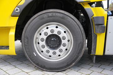 �� TGX 640���� 4X2ǣ����(TGX 18.640)ͼƬ