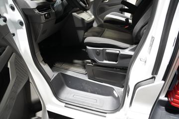 E transporter&nbsp;电动封闭厢货驾驶室图片