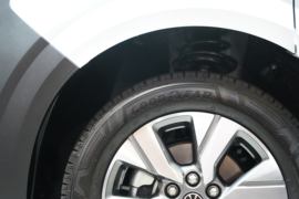 E transporter&nbsp;电动封闭厢货底盘图片