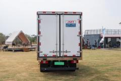 江铃 乐行E路达 4.5T 4.11米单排增程混合动力冷藏车(气刹)(JX5044XLCTG2SHEV)50.386kWh 江铃 乐行E路达 4.5T 4.11米单排增程混合动力冷藏车(气刹)(JX5044XLCTG2SHEV)50.386kWh