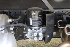 E路达&nbsp;电动冷藏车底盘图片