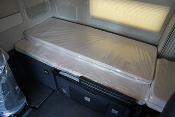 �ൺ��� ӥ; ͷ�Ȳ� 600���� 6X4 LNG�Զ���ǣ����(һ�����12��)(Һ��)ͼƬ