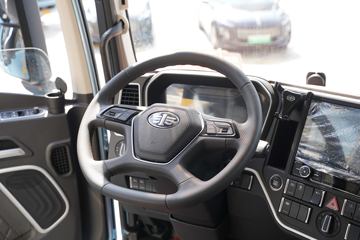 �ൺ��� ӥ; ͷ�Ȳ� 600���� 6X4 LNG�Զ���ǣ����(һ�����12��)(Һ��)ͼƬ