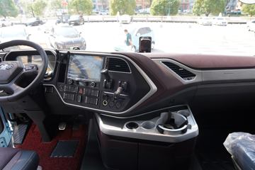 �ൺ��� ӥ; ͷ�Ȳ� 600���� 6X4 LNG�Զ���ǣ����(һ�����12��)(Һ��)ͼƬ