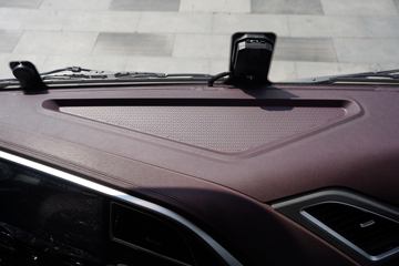 �ൺ��� ӥ; ͷ�Ȳ� 600���� 6X4 LNG�Զ���ǣ����(һ�����12��)(Һ��)ͼƬ