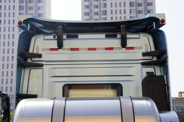 �ൺ��� ӥ; ͷ�Ȳ� 600���� 6X4 LNG�Զ���ǣ����(һ�����12��)(Һ��)ͼƬ