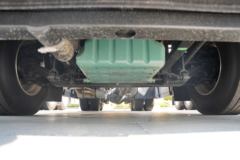 青岛解放 鹰途 头等舱 600马力 6X4 LNG自动档牵引车(一汽解放12档)(液缓)