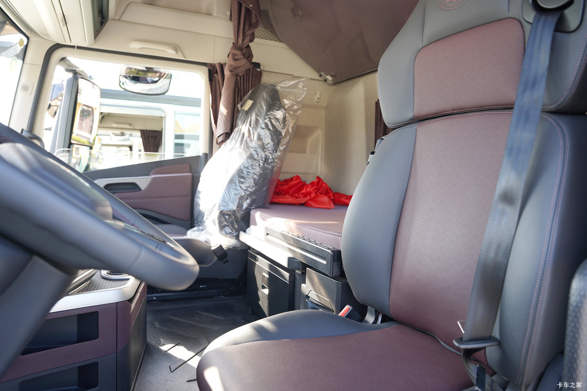 ��Ϊ�߶�ǣ���г����&nbsp;ӥ;Ϊ�����캽