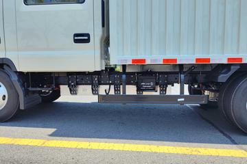 ���� ˧��ES3L 4.5T 3.2��˫�Ŵ��綯��ʽ�Ῠ63.75kWhͼƬ