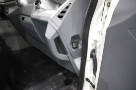 飞碟EW7&nbsp;电动载货车内饰图片