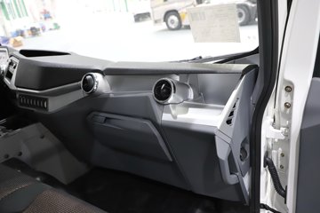 �ɵ�EW7 4.5T 4.18�׵��Ŵ��綯��ʽ�Ῠ100.27kWhͼƬ