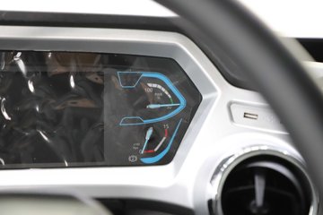 �ɵ�EW7 4.5T 4.18�׵��Ŵ��綯��ʽ�Ῠ100.27kWhͼƬ